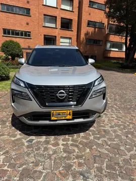 Nissan X-Trail e-Power Exclusive e-4orce usado (2025) color Plata precio $159.900.000