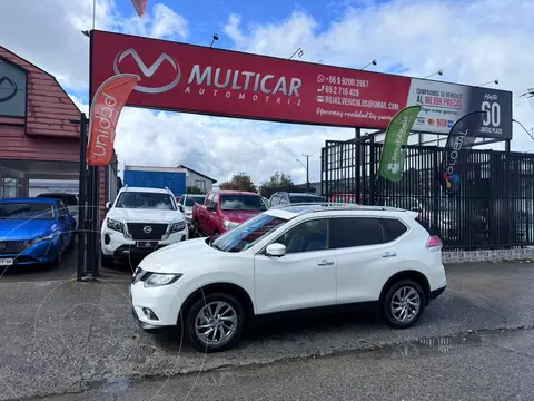 Nissan X-Trail 2.5L Exclusive Aut 3Filas 4x4 usado (2017) color Blanco Perla financiado en cuotas(pie $2.840.000)