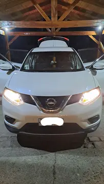 Nissan X-Trail 2.5L Sense Aut usado (2017) color Blanco precio $10.800.000