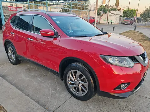 Nissan X-Trail Exclusive 2 Row usado (2015) color Rojo precio $253,000