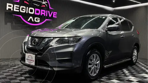 Nissan X-Trail Advance 2 Row usado (2020) color Gris Oxford precio $335,000