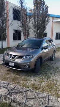 Nissan X-Trail Advance 3 Row usado (2015) color Gris Metalico precio $264,000