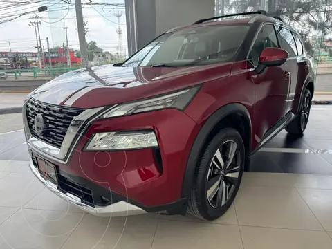 Nissan X-Trail Platinum 2 Filas usado (2024) color Rojo financiado en mensualidades(enganche $162,138 mensualidades desde $12,399)