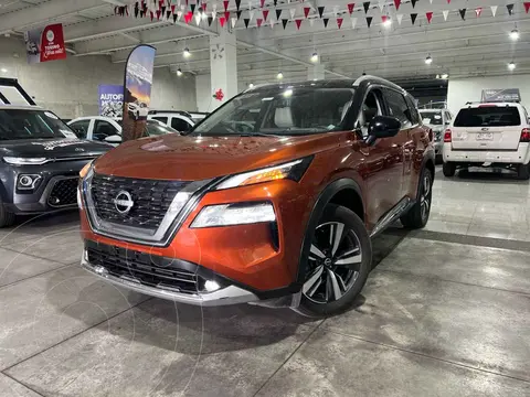 Nissan X-Trail Platinum Plus 2 Filas usado (2023) color Naranja financiado en mensualidades(enganche $158,050 mensualidades desde $12,091)