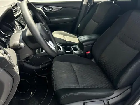 Nissan X-Trail Sense 2 Row usado (2022) color plateado financiado en mensualidades(enganche $150,313 mensualidades desde $6,559)