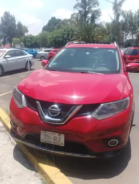 Nissan X-Trail Advance 3 Row usado (2017) color Rojo precio $260,000