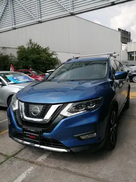 Nissan X-Trail Exclusive 3 Row usado (2018) color Azul financiado en mensualidades(enganche $82,000)