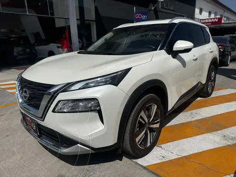 Nissan X-Trail Platinum 3 Filas usado (2024) color Blanco financiado en mensualidades(enganche $153,962 mensualidades desde $11,773)