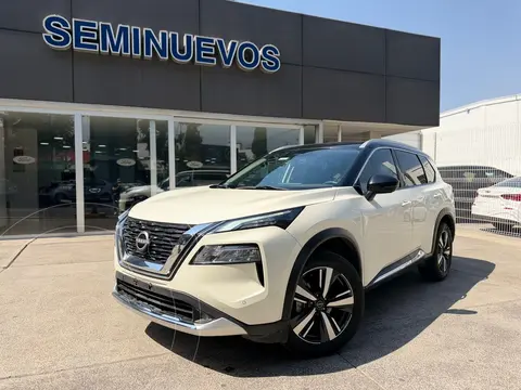 Nissan X-Trail Platinum 2 Filas usado (2023) color Blanco financiado en mensualidades(enganche $104,500 mensualidades desde $11,732)