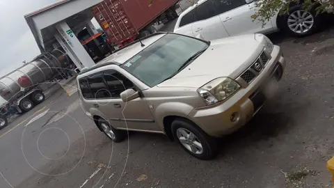 foto Nissan X-Trail Advance usado (2005) color Beige precio $114,500