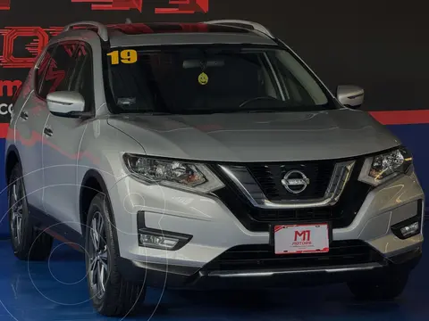 Nissan X-Trail Advance 2 Row usado (2019) color Plata precio $292,800