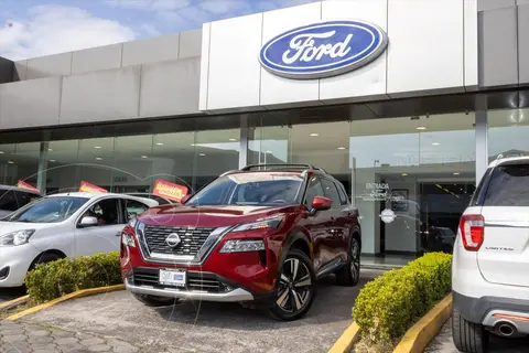 Nissan X-Trail PLATINUM PLUS 2 ROW usado (2023) color Rojo precio $570,000