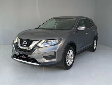 Nissan X-Trail Sense 3 Row usado (2020) color Gris precio $279,000