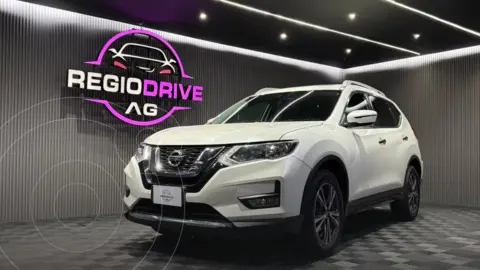 Nissan X-Trail Advance X-Tremer usado (2020) color Blanco financiado en mensualidades(enganche $67,980 mensualidades desde $8,658)