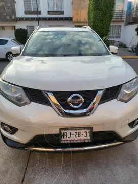 Nissan X-Trail Exclusive 3 Row usado (2015) color Blanco precio $259,900