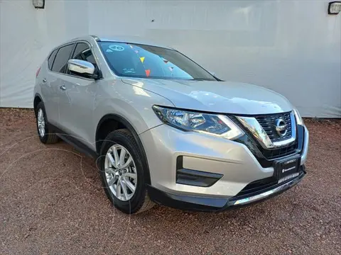 Nissan X-Trail Sense 3 Row usado (2020) color plateado precio $349,000