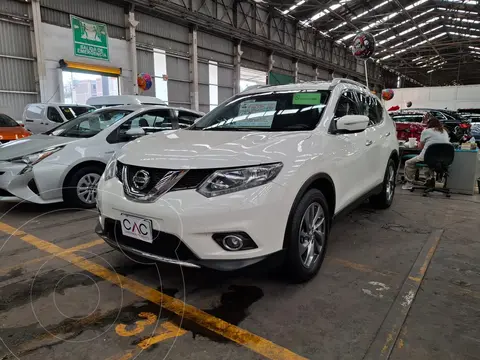 Nissan X-Trail Armor usado (2017) color Blanco financiado en mensualidades(enganche $60,000 mensualidades desde $5,400)
