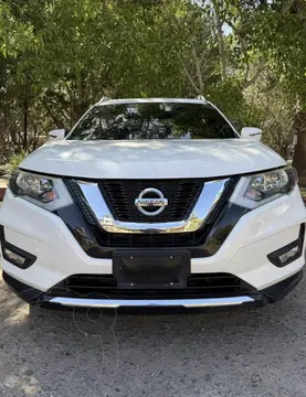 Nissan X-Trail Advance usado (2018) color Blanco precio $190,000