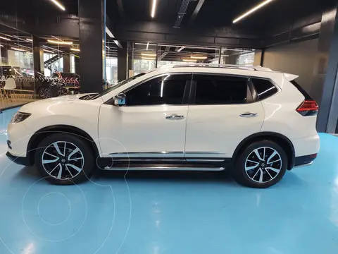 foto Nissan X-Trail Exclusive 3 Row usado (2020) color Blanco precio $510,000