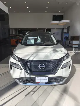 Nissan X-Trail Platinum Plus 2 Filas usado (2023) color Blanco precio $540,000