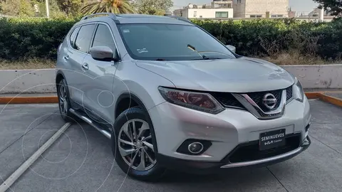 Nissan X-Trail Advance 2 Row usado (2016) color plateado precio $239,800
