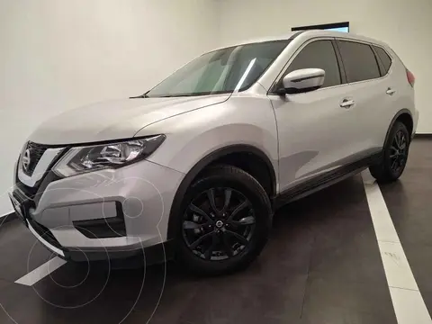 Nissan X-Trail Sense 2 Row usado (2022) color Plata precio $430,000