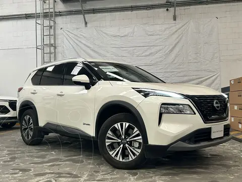 Nissan X-Trail Exclusive 2 Filas usado (2023) color Blanco precio $669,000