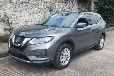 Nissan X-Trail Sense 2 Row usado (2020) color Gris Oxford precio $308,000