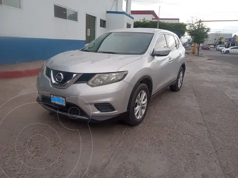 Nissan X-Trail Sense 2 Row usado (2015) color Plata precio $179,000