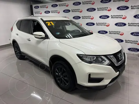 Nissan X-Trail Sense 3 Row usado (2021) color Blanco precio $315,000