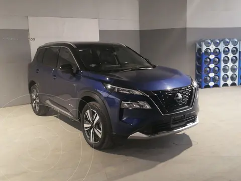 Nissan X-Trail Platinum 2 Filas usado (2023) color Azul financiado en mensualidades(enganche $247,528 mensualidades desde $11,813)