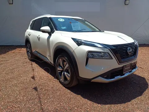 Nissan X-Trail Platinum 2 Filas usado (2024) color Blanco precio $849,000