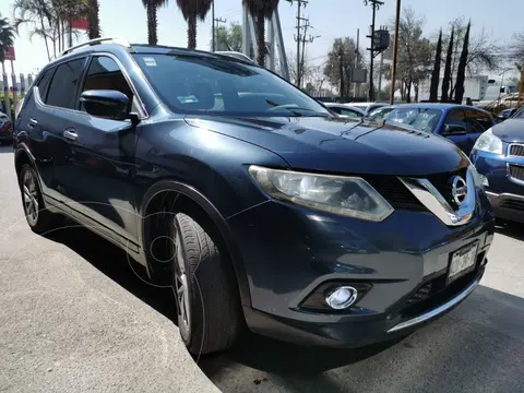 Nissan X-Trail Advance 3 Row usado (2017) color Azul financiado en mensualidades(enganche $82,000 mensualidades desde $8,258)