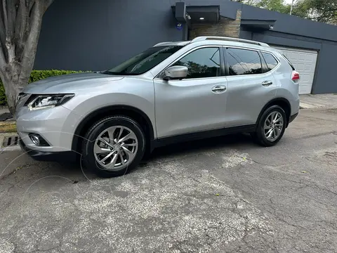 Nissan X-Trail Exclusive 3 Row usado (2017) color Plata precio $253,000