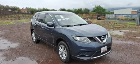 Nissan X-Trail Sense 3 Row usado (2016) color Azul precio $240,000