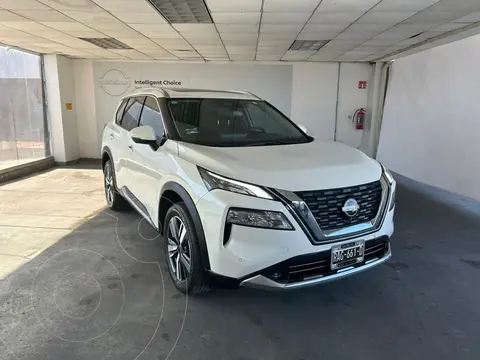 Nissan X-Trail Platinum 2 Filas usado (2023) color Blanco precio $629,800