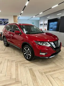 Nissan X-Trail Exclusive 2 Row Hybrid usado (2019) color Rojo precio $410,000