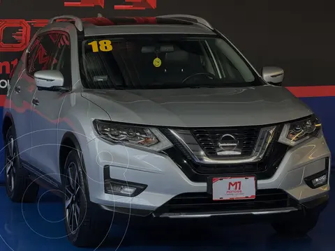 Nissan X-Trail Exclusive 3 Row usado (2018) color Plata financiado en mensualidades(enganche $99,015)