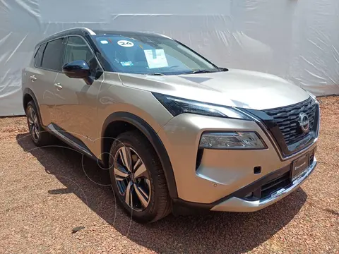 Nissan X-Trail Platinum 2 Filas usado (2024) color Dorado precio $869,000