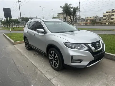 Nissan X-Trail Exclusive usado (2021) color Plata precio u$s27,600