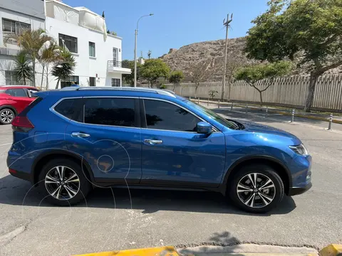 Nissan X-Trail Advance 3Filas usado (2022) color Azul precio u$s28,000