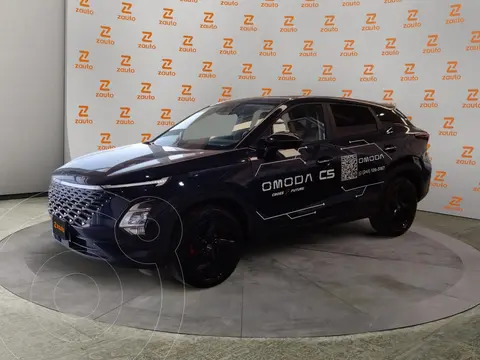 Omoda C5 Premium usado (2023) color AZUL  COSMICO precio $420,000