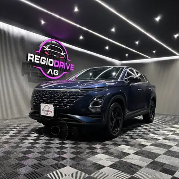 Omoda C5 Luxury usado (2023) color Azul financiado en mensualidades(enganche $75,180 mensualidades desde $8,763)