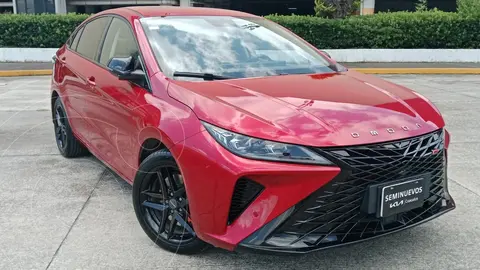 Omoda O5 GT 1.6T Life usado (2024) color Rojo precio $349,800