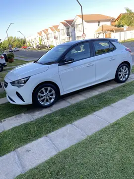 Opel Corsa  1.2 usado (2022) color Blanco precio $10.500.000