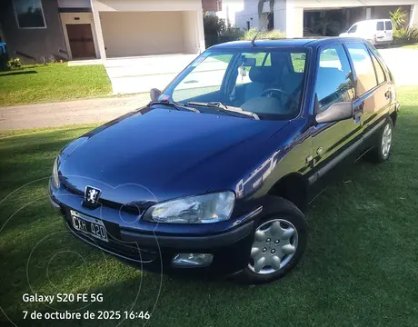 Peugeot 106 Max 5P usado (1999) color Azul precio $5.500.000