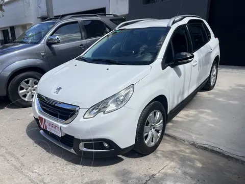 Peugeot 2008 Allure usado (2018) color Blanco precio u$s13.500