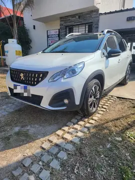 Peugeot 2008 Sport THP Aut usado (2023) color Blanco Banquise financiado en cuotas(anticipo $3.500.000 cuotas desde $345.000)