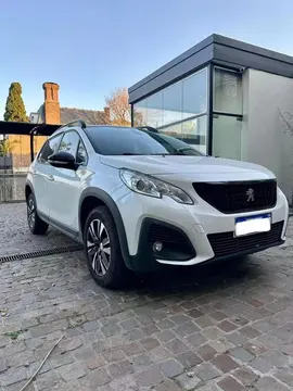 Peugeot 2008 Feline usado (2021) color Blanco Banquise precio $13.500.000