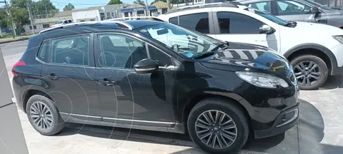 Peugeot 2008 Active usado (2018) color Negro Perla precio $18.000.000